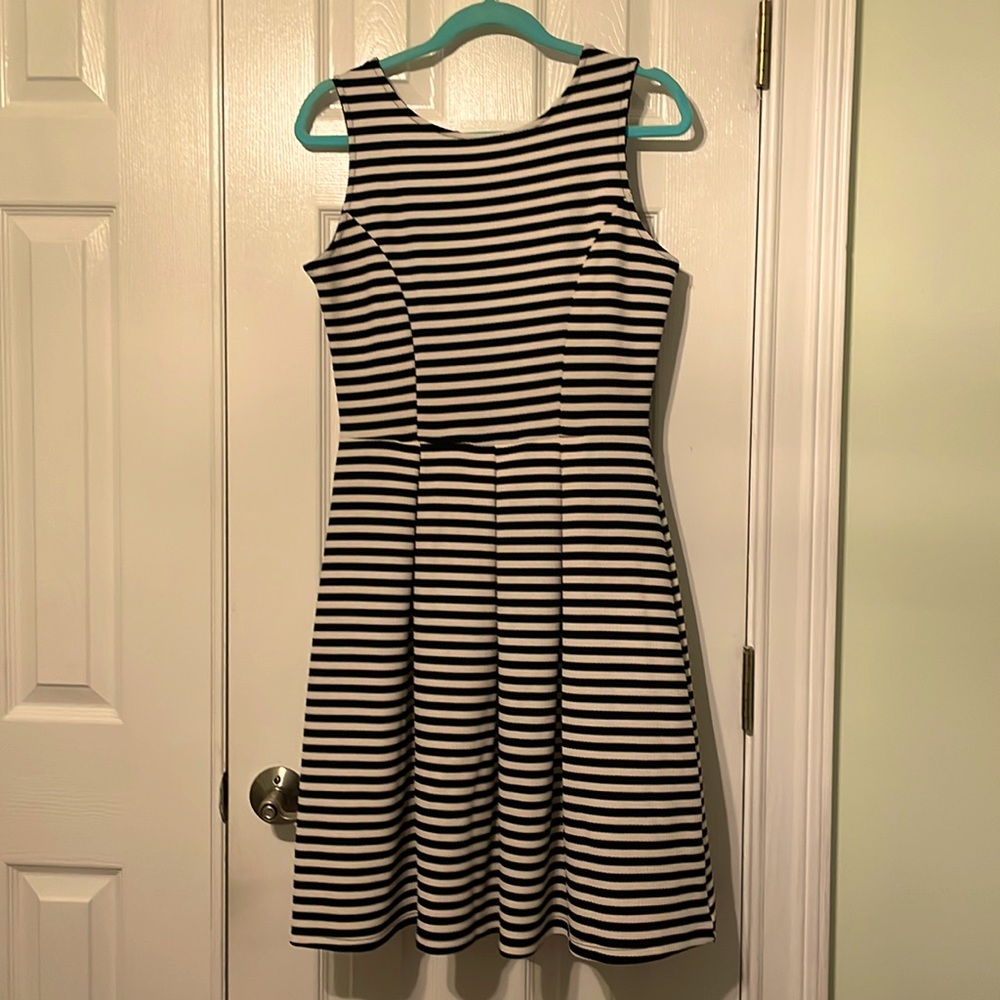 Cream and Black sleeveless dress